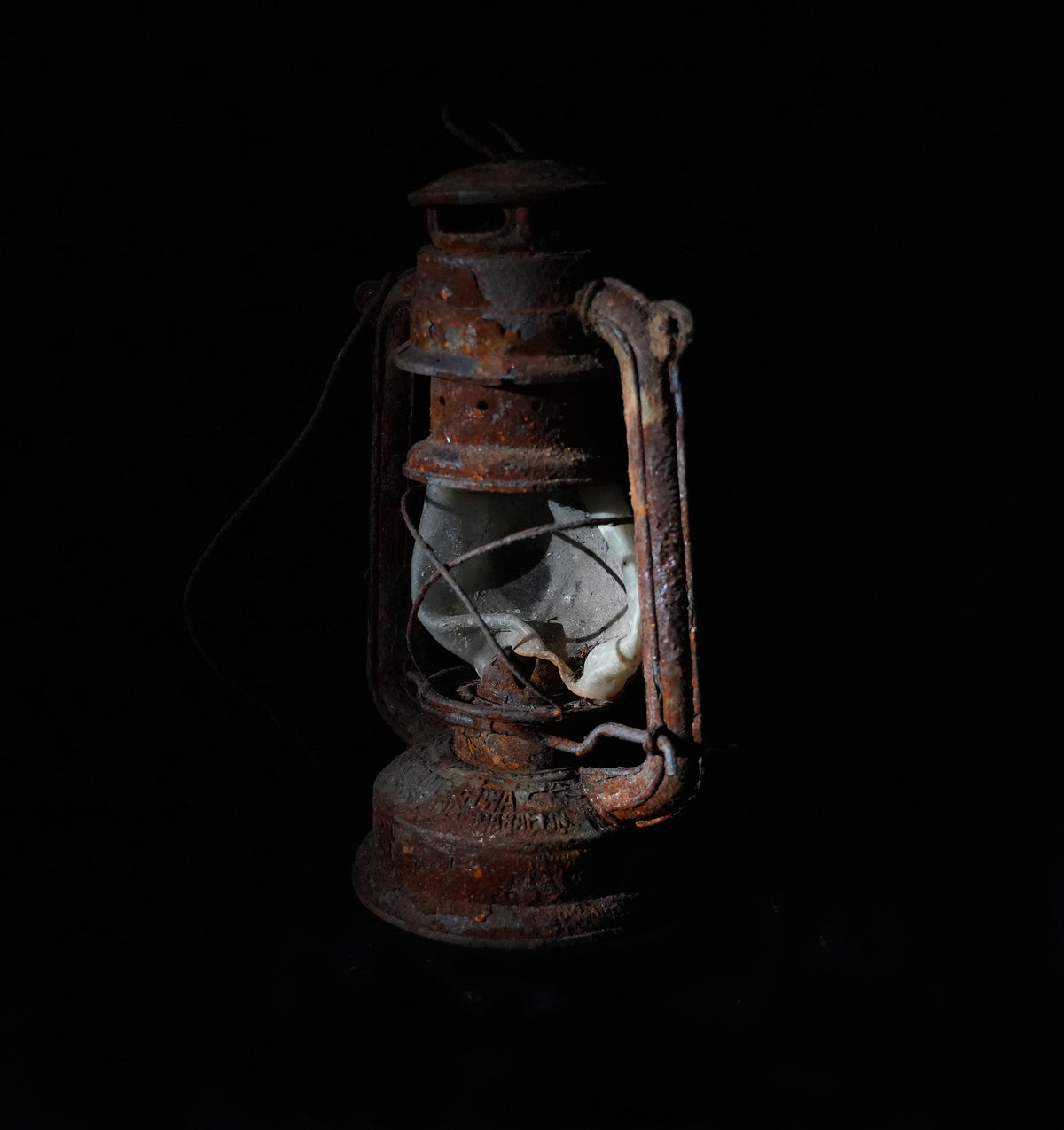 Memento Bushfire (Stephan’s Lamp) by Fiona Henderson